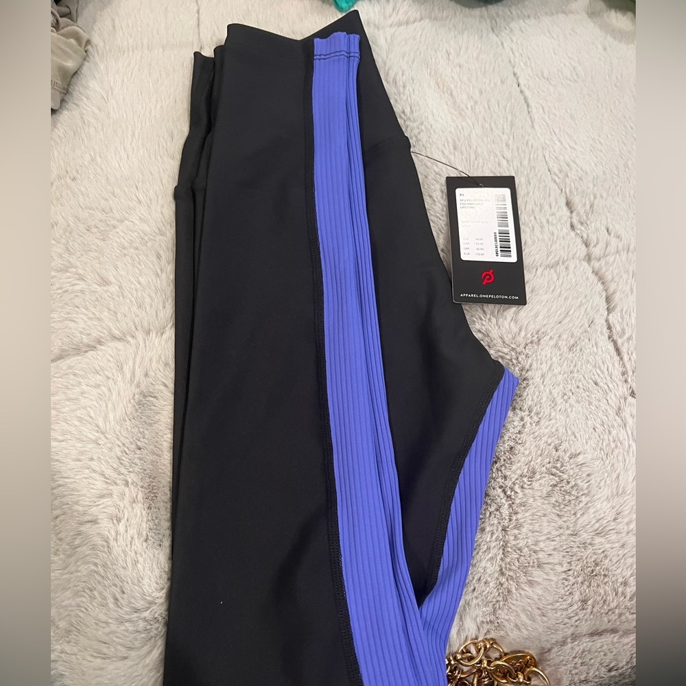 Xs peloton colorblock leggings nwt
